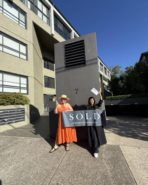 We couldn’t resist the opportunity and secured the unit on the auction floor. The most laid back & unexpected auction we have attended to date. A great outcome for our client ❤️

#justbought #exchanged #justsecured #buyersagent #buyersadvocate #buyersagentsydney #okaeri #welcomehome #realestate #sydneyproperty #sydney